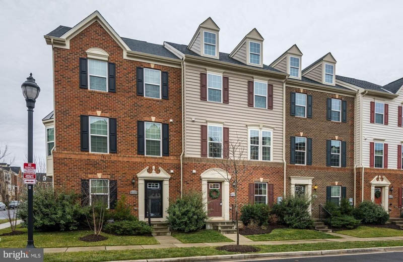 Greenbelt MD 425,000