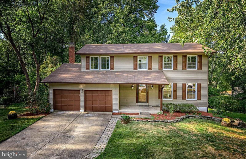 Woodbridge VA 420,000